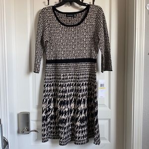 NinaLeonard sweater dress new, size M